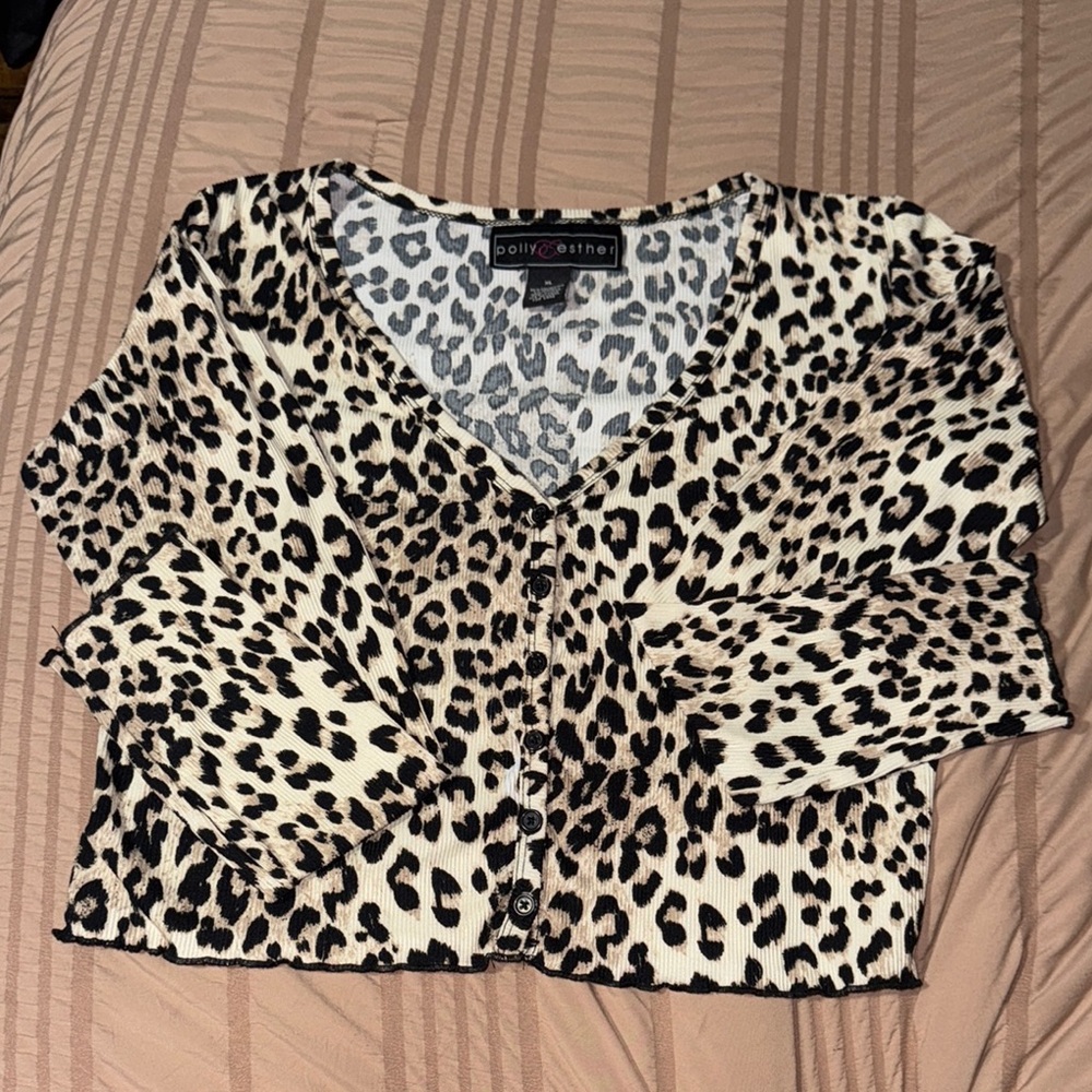 Polly & Esther Women's Leopard Print Top